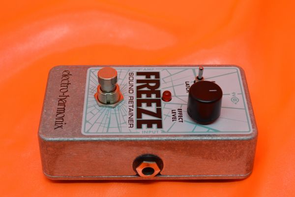 Electro Harmonix Freeze Sound Retainer